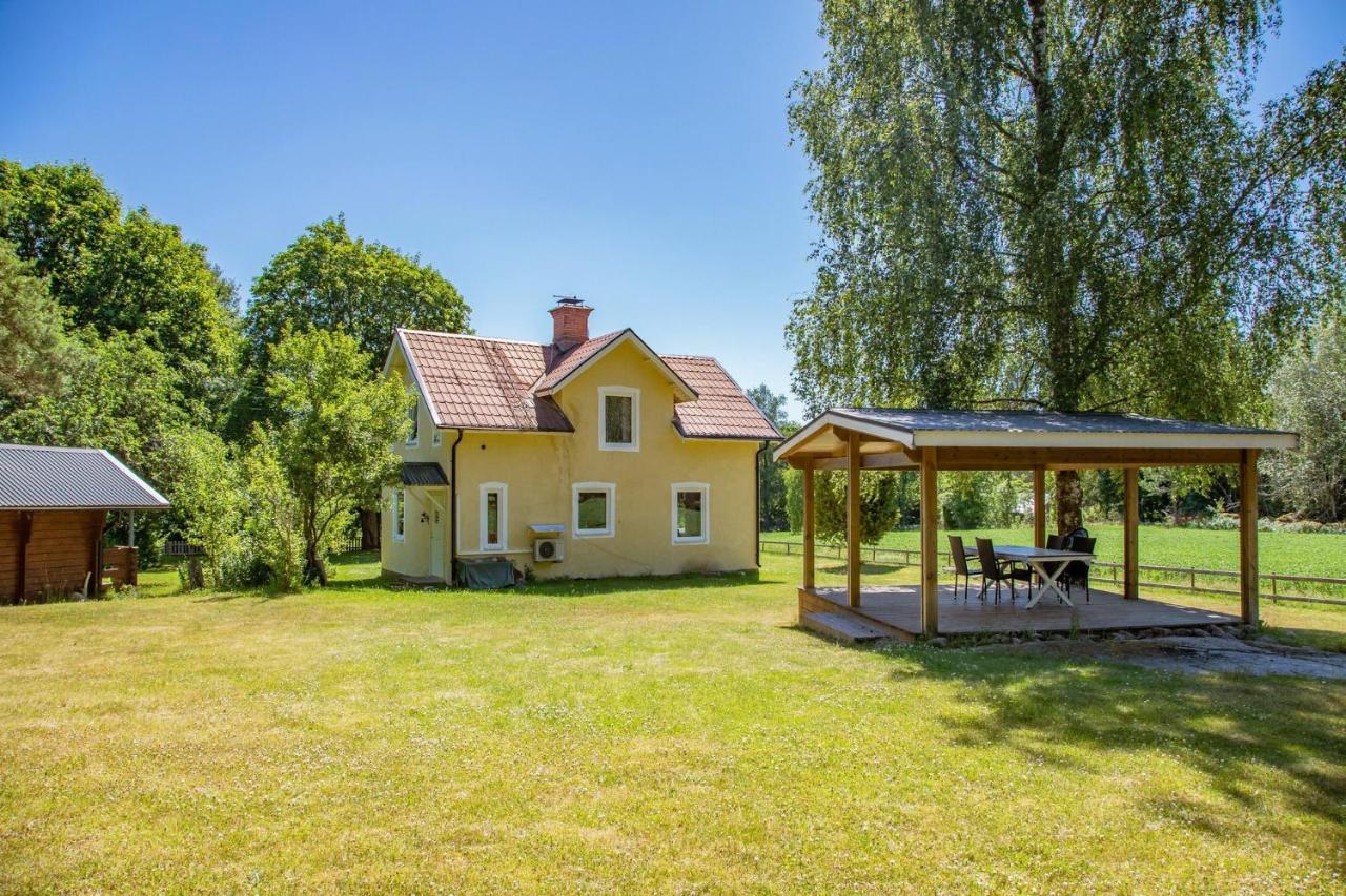 Welcome To Vimmerby Where You Live Close To Nature In A Quiet Environment But Still Close To Astrid Lindgren'S World Villa Екстериор снимка